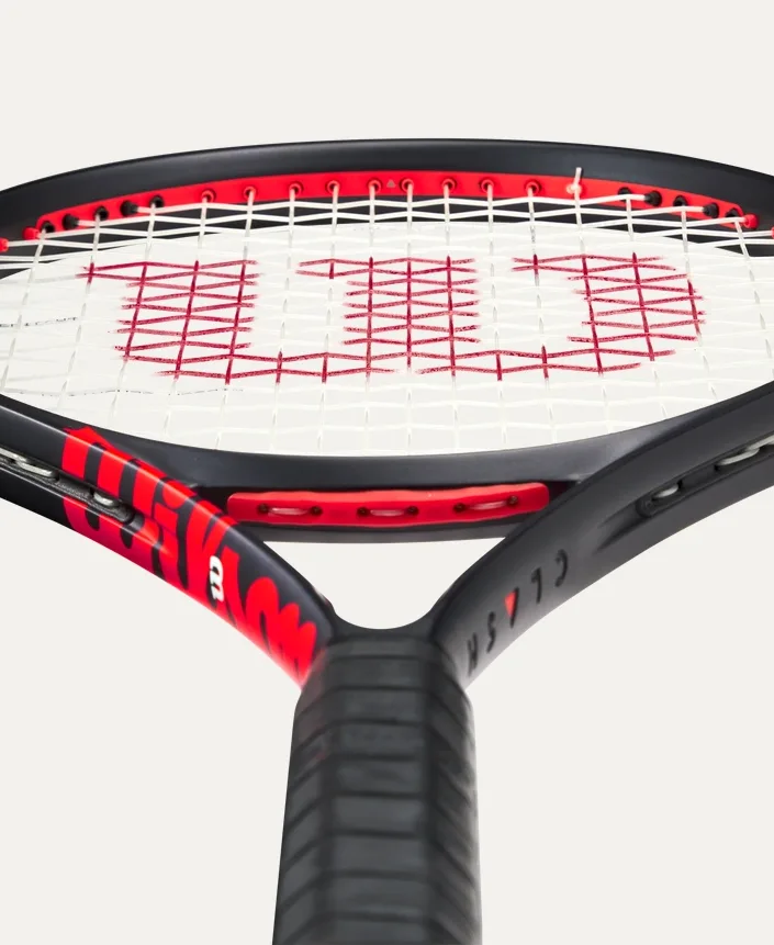 Wilson Clash 100l tennis racket